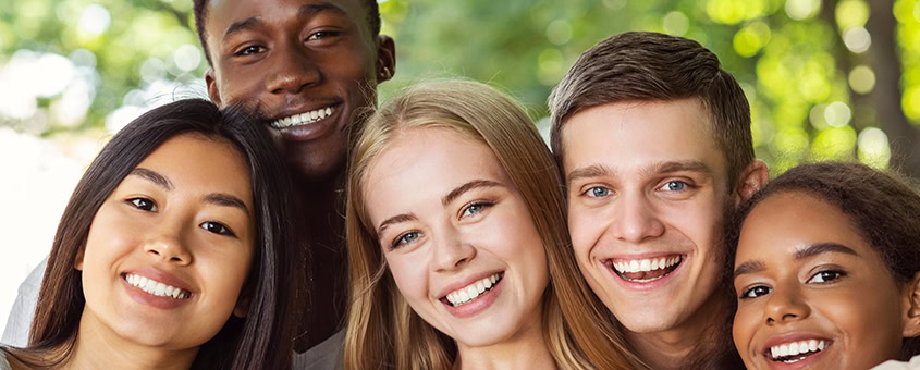 High school classmates share a love of reading.